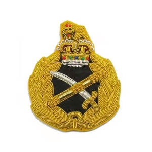 Venta al por mayor de alambre de lingotes bordado de alta calidad insignias de bordado hecho a mano insignias de moda - Product Image 3