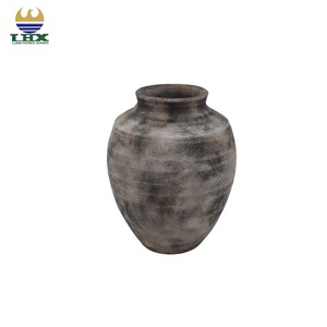 Vase en céramique fait à la main Vintage Texture en détresse Pot de <span class=keywords><strong>poterie</strong></span> en <span class=keywords><strong>terre</strong></span> <span class=keywords><strong>cuite</strong></span> mate pour la décoration intérieure Vase de pièce maîtresse de Table Wabi-Sabi - Product Image 6