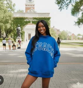 Pull en molleton surdimensionné brodé personnalisé à manches longues et col montant Pull en molleton pour femmes Pull pour femmes - Product Image 2