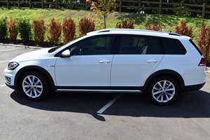 Volkswagen Golf Alltrack S 2019 d'occasion, 1 propriétaire, boîte manuelle 6 vitesses, transmission intégrale, provenance sud, peu modifiée - Product Image 3