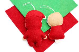 Adorno Navideño de Lana Feltrada de Alta Calidad de 14 cm, Pareja de Papá Noel de Invierno, Decoración Ecológica de Lana - Product Image 3