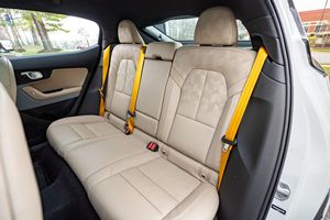 ซูเปอร์ดีล 2022 โพลเอสตาร์ 2 ระยะไกล ระบบขับเคลื่อนคู่ เกียร์อัตโนมัติ ขับเคลื่อนสี่ล้อ - Product Image 3