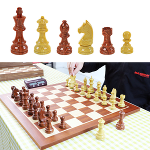 Jeu d'échecs en bois fabriqué à la main de qualité supérieure avec pièces d'échecs détaillées et planche polie à des prix abordables - Product Image 5