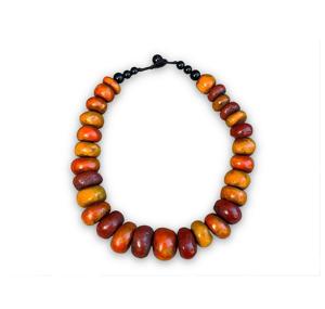 Collier multicolore fait à la main de vingt-huit couleurs style bouddhisme ange écologique jaune orange marron tons artisanat naturel - Product Image 1