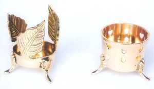 Portavelas Votivo de Metal Pintado a Mano, Elegante Portavelas Votivo de Metal, Portavelas de Metal de Estilo Moderno - Product Image 5