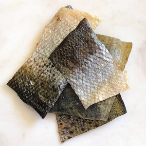 Délicieuse peau de poisson séchée croustillante pour la vente en gros de l'usine du Vietnam peau de poisson sèche de qualité supérieure - Product Image 6