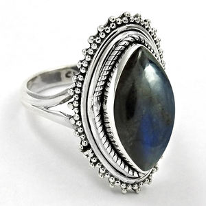 แหวนอัญมณีลาบราดอไรต์ธรรมชาติดีไซน์แบบโบฮีเมียนหรูหราระดับไฮเอนด์ดีไซน์แบบโบฮีเมียนแหวนสำหรับงานหมั้นและแหวนแต่งงานสำหรับผู้หญิง - Product Image 1