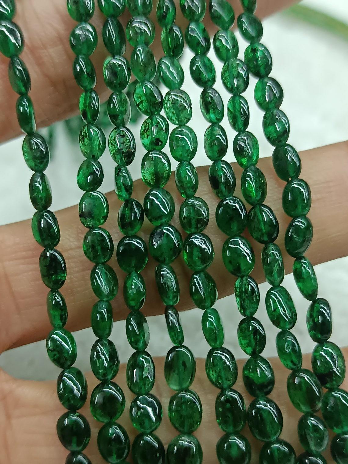 สีเขียว