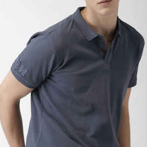 เสื้อโปโลแขนสั้นสำหรับผู้ชายเสื้อสเวตเตอร์ถักลายทางแบบกลวงมีกระดุมทรงหลวมผ้าแคนวาส - Product Image 5