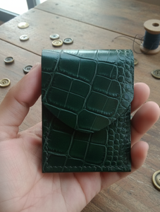 Tarjetero Bifold de Cuero Vacuno Vintage para Hombre de Anwar Enterprises, Delgado, Corto, Ecológico, de Cuero Genuino con Cierre Abierto - Product Image 2