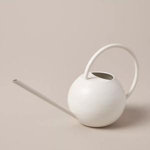 Regadera de Acero Galvanizado Blanco de Estilo Moderno, Color y Logotipo Personalizables, Último Diseño para Jardinería Interior/Exterior - YAW GWC44 - Product Image 1