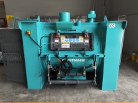 Malaxeur à pales à axe unique Constmach à déchargement automatique, moteur 18,5 kW, système entièrement hydraulique, composants essentiels disponibles