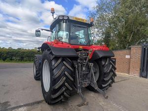 รถแทรกเตอร์ฟาร์ม Massey Ferguson 7618 ขับเคลื่อน 4 ล้อ MF 7618 เครื่องยนต์ดีเซลเทอร์โบ รถแทรกเตอร์แบบมีห้องโดยสาร สำหรับใช้งานทางการเกษตร - Product Image 3