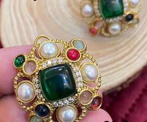 Conjunto de pendientes de tachuelas con abalorio glamoroso, hermoso brillo, ligero para mujer, ropa moderna, ropa de boda para mujeres y niñas - Product Image 3