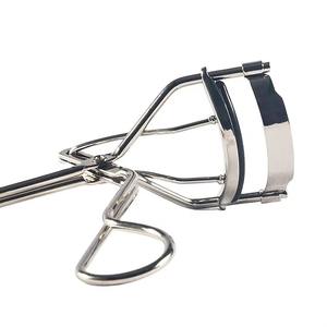 Rizador de Pestañas en Forma de U de Acero Inoxidable de Alta Calidad, Herramienta de Belleza de Precisión para un Rizado Natural y Duradero, Uso en Salón - Product Image 5