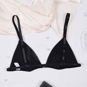 Soutien-gorge en cuir pour femmes de qualité supérieure, grande taille, léger, respirant, matière douce, confortable, extensible, ajustement parfait, devant tendance, pour les fêtes - Product Image 5