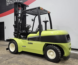 Offre exclusive aux enchères pour chariots élévateurs pneumatiques C55SD 2013, capacité de levage de 5000 LBS - Product Image 4