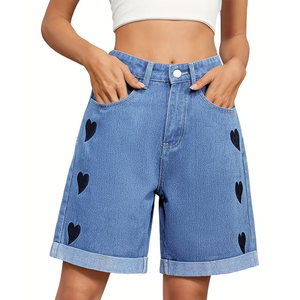 Shorts en jean pour femmes, légers, de la meilleure conception, avec impression de logo personnalisée, confortables et de longueur courte - Product Image 1