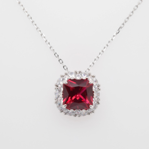 Vente en gros classique Collier de luxe en argent 925 taillé en coussin avec rubis CZ simulé - Product Image 1