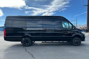 Mercedes-Benz Sprinter 3500XD 4x4 2022 en Perfectas Condiciones - Product Image 6