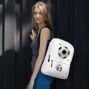 Sac à dos de football blanc avec sangle détachable et numéro, doublure en polyester durable - Product Image 3