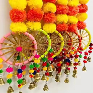 Guirnalda de flores de caléndula Artificial de plástico duradero Multicolor, decoración colgante de Chakri de 4 pies, uso interior/exterior para boda en casa - Product Image 1