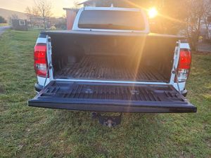 2023 pour Hilux GCC boîte de vitesses automatique utilisé AWD R20 pneus sièges en cuir léger ACC régulateur de vitesse Euro6 émission gauche 6 vitesses - Product Image 2