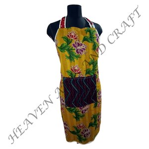 Tablier matelassé à imprimé floral noir fait à la main Kantha Vintage tablier en coton bohème pour femme/cadeau de Noël/tablier de cuisine - Product Image 1