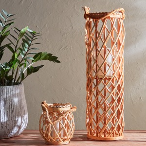 เชิงเทียนที่มีความต้องการสูงที่น่ารักดีไซน์ใหม่ตกแต่งอย่างมีสไตล์การเน้นโต๊ะสำหรับห้องนั่งเล่นห้องนอนและตกแต่งบ้าน - Product Image 1