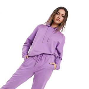 Conjunto de pijama ligero morado para mujer con detalles florales morados, traje de dos piezas de punto suave para un confort diario acogedor. - Product Image 4