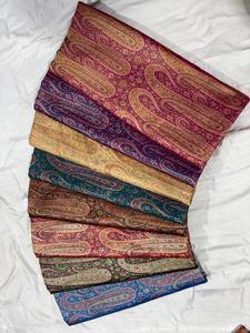 Tissu de brocart de soie respirant brodé de qualité supérieure pour les vêtements ethniques de mariage - Vente en gros - Product Image 5