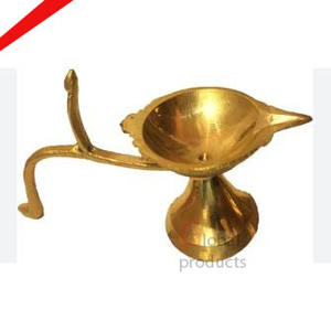 Lampe à huile indienne traditionnelle en laiton pur Panch Deepak Aarti 2024 pour Pooja Mandir - Product Image 3