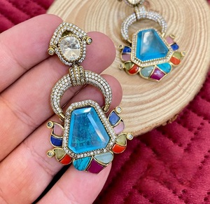 Pendientes de moissanita chapados en oro con estilo de la mejor calidad, aspecto tradicional, ropa de fiesta de compromiso para boda, accesorio de moda para mujer - Product Image 3