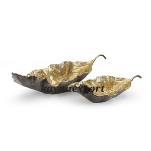 Plat de service décoratif en aluminium écologique de luxe moderne, poli, pour fêtes, mariages et usage domestique - Product Image 2