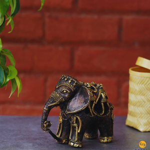 Figurine en laiton modèle artisanal de qualité supérieure pour dessus de table, bureau, décoration intérieure et idées cadeaux au prix de gros de l'Inde - Product Image 4