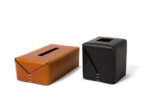 Boîte à mouchoirs en cuir élégante et attrayante faite à la main pour une décoration intérieure élégante et des intérieurs de bureau modernes - Product Image 3