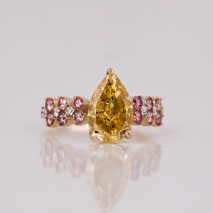 Lujoso anillo de compromiso de doble Diamante de oro de 10 quilates para mujer, corte de pera amarillo, laboratorio creado, configuración pavimentada, certificado IGI, clásico - Product Image 2