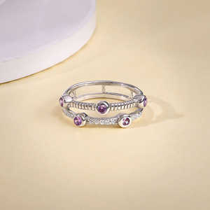 Anillo chisporroteante de plata de moda Estilo hip-hop moderno con incrustaciones de piedras preciosas para niños Hecho de aleación de zinc - Product Image 3