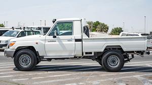 2022ไปยัง Yota Land crui SER LC79รถแท็บเดียว4.5L V8 202HP เทอร์โบดีเซล4WD 430NM