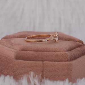 Oval <b>Stone</b> Engagement <b>Ring</b>, Oval Cut Lab Grown Diamond <b>Ring</b>, Wedding <b>Ring</b> <b>For</b> Women,Anniversary Gift <b>Ring</b>. - Product Image 5