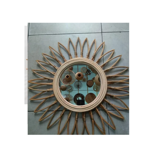 Pared colgante de ratán natural de Vietnam lista para exportar espejo de material de ratán - Product Image 1