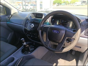 รถยนต์มือสองคุณภาพดีราคาประหยัด ปี 2015 ฟอร์ด เรนเจอร์ 2.2 TD-Ci XL SuperCab พวงมาลัยขวา - Product Image 2