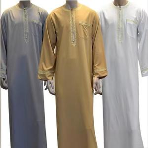Service OEM Vêtements Islamiques pour Hommes Nouveau Design Jubba Thobes Nouvelle Mode Conception à Manches Longues Simple Plain Men Jubba - Product Image 1