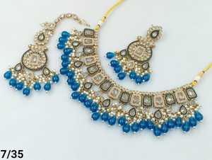 ชุดเครื่องประดับแฟชั่นอินเดียสุดพิเศษชุดสร้อยคอหิน CZ และไข่มุกพร้อมต่างหูชุดสวมหัวสำหรับผู้หญิง - Product Image 3