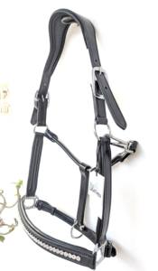 บังเหียนหนังแบบมีโครงสร้างตามหลักกายวิภาค ช่วยลดแรงกด พร้อมแผ่นรองนุ่ม สายรัดจมูกคริสตัล ออกแบบตามหลักสรีรศาสตร์ สำหรับม้าขี่เดรสสาจและกระโดดข้ามเครื่องกีดขวาง - Product Image 6