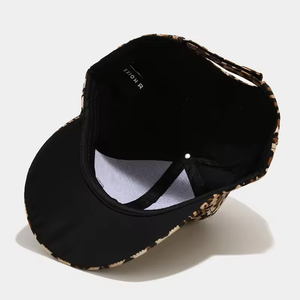 Gorra de Béisbol con Estampado de Leopardo, Unisex, Informal, Gorra de Sol Versátil, 100% Poliéster, Gorra con Visera, Estilo Nuevo - Product Image 3