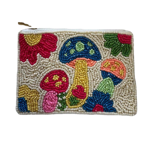 Sac à main en perles de rocaille rouges brodées, pochette zippée par MD HANDICRAFTS - Product Image 1