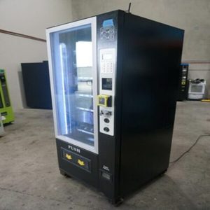 Distributeur automatique de boissons et de snacks de qualité supérieure, prix usine, avec écran tactile, surveillance à distance, réfrigérateur intelligent, stock disponible en gros - Product Image 1