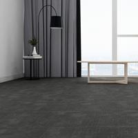 Dalles de moquette en nylon recyclé écologiques 50x50, faible teneur en COV, teintes dans la masse, pour projets de construction verte