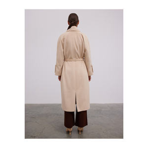 Manteau en mélange de laine avec col châle et caractéristiques thermiques, détail épaulettes sur les manches - Product Image 1